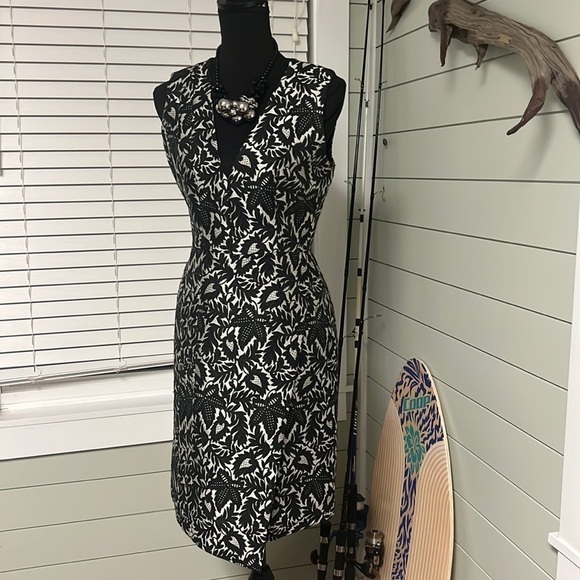 J.Mendel Paris,Stunning,LOW-V CUT, Textured Light Brocade,Low-Front Lip,Size 10 - Picture 11 of 15